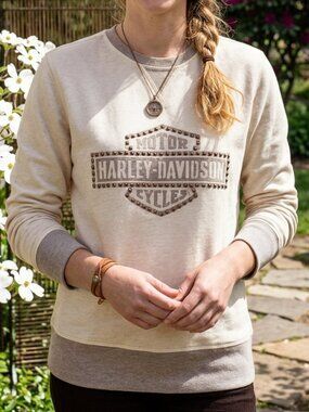 Harley Davidson Women's Stud Logo Pullover Sweatshirt